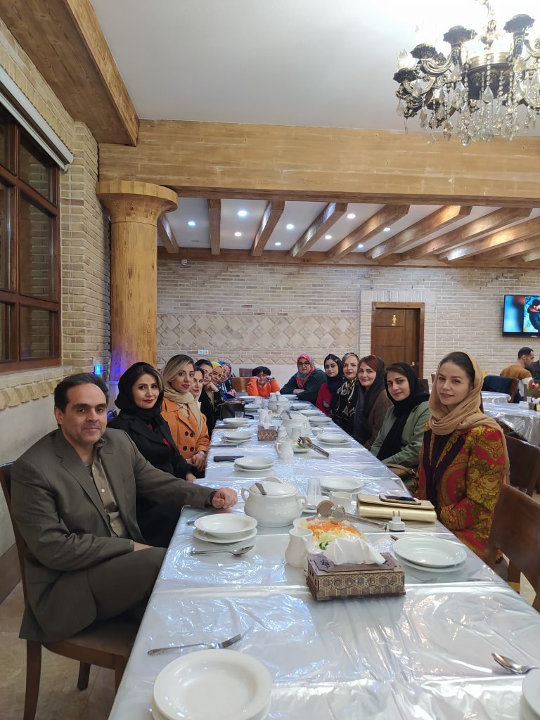 جشن روز زن موسسه زبان MCI 1402 1
