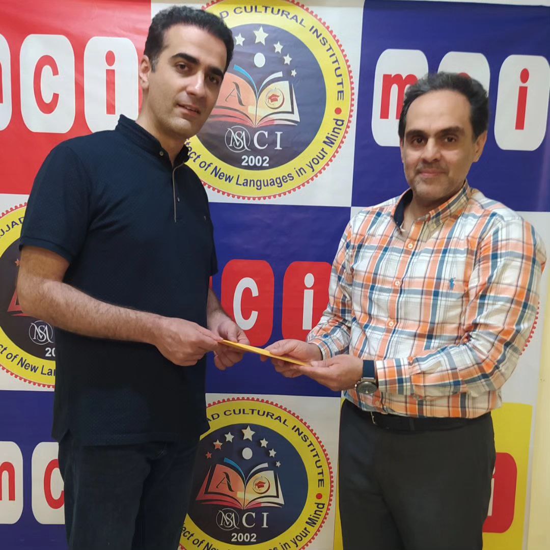 برنده سومین قرعه کشی جشنواره بهار موسسه زبان MCI مشهد