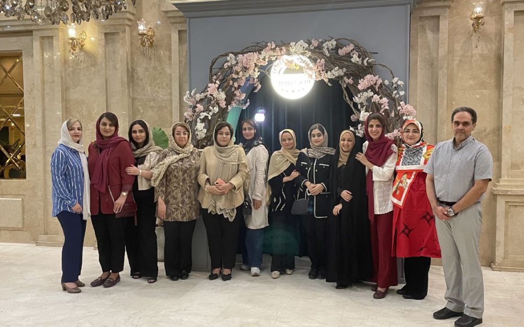 روزکارمند موسسه زبان MCI مشهد